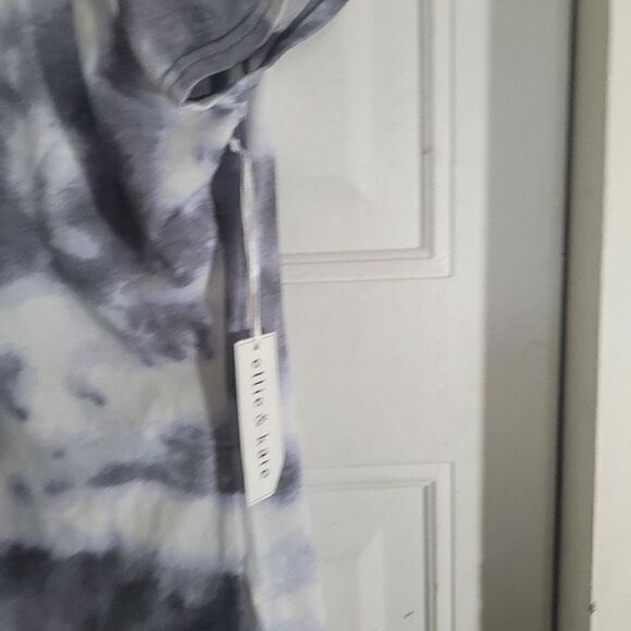 ELLIE and kate Gray/white Tye Dye Short Set size 1xlarge NWT short Top / pants - Picture 9 of 11